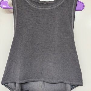 Lululemon Cropped  Sleeveless Tank